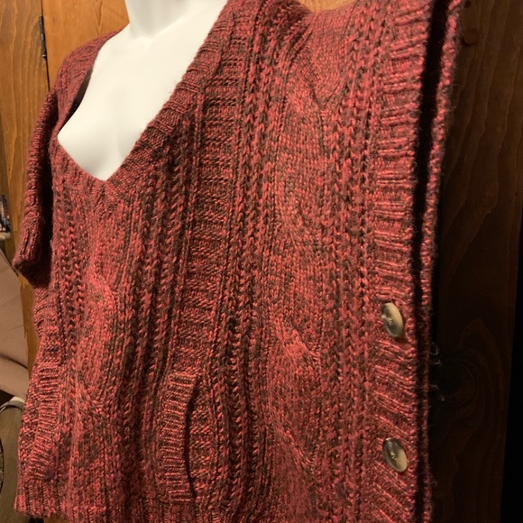 American Eagle Cape Sweater / Poncho - Picture 8 of 16